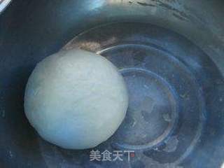 松仁咸蛋黄饺子的做法步骤:10