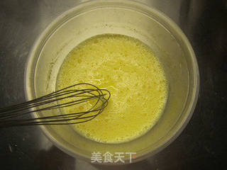 做个跟苹果6有关的--彩绘小苹果蛋糕卷的做法步骤:6