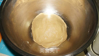 广式白豆沙蔓越莓月饼的做法步骤:4