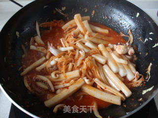 韩式海鲜泡菜年糕的做法步骤:11