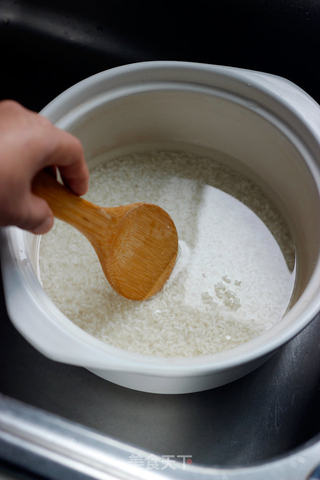 【照烧鸡腿饭】用心煮好饭的做法步骤:6