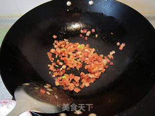 有色有料妙味道的蛋炒饭的做法步骤:4