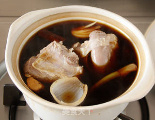 老爸的拿手菜:【家传卤水牛腱】的做法步骤:15