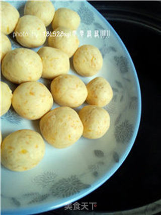 膳食纤维:紫薯金瓜圆的做法步骤:9