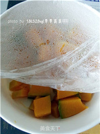 膳食纤维:紫薯金瓜圆的做法步骤:2