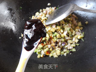 肉末茄子酱拌面的做法步骤:7