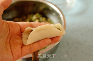 鲜虾猪肉芹菜饺子的做法步骤:18