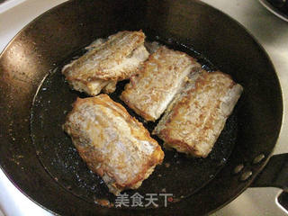 酥煎带鱼的做法步骤:6