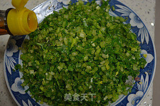 芹菜大肉水饺的做法步骤:10
