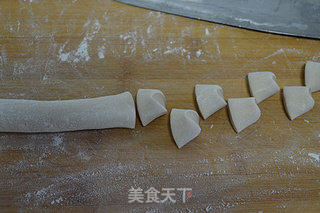芹菜大肉水饺的做法步骤:13