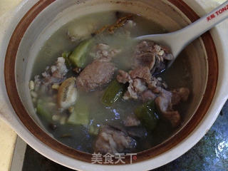 【大棒骨黄豆苦瓜鲍鱼汤】-----养颜营养汤的做法步骤:9