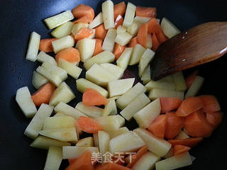 家庭制作猪扒咖喱饭的做法步骤:4