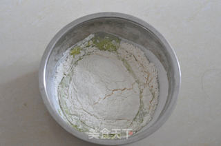 菠菜蜜豆蛋糕卷的做法步骤:4