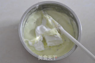 菠菜蜜豆蛋糕卷的做法步骤:9