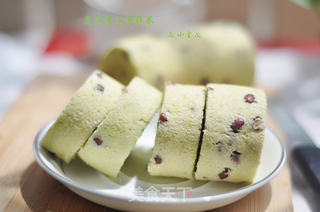 菠菜蜜豆蛋糕卷的做法步骤:16