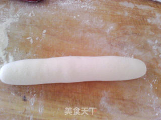 初次尝试豆沙包的做法步骤:3