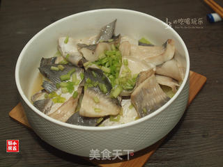 上汤蒸斗鲳:大师分享就是不凡的做法步骤:9