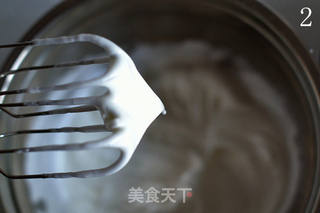 小巧可爱的海绵杯子蛋糕的做法步骤:2