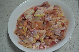 重庆辣子鸡的做法步骤:4