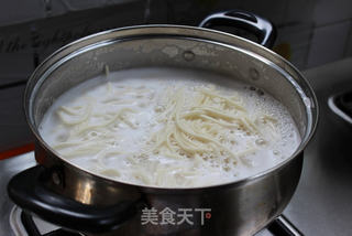 够酸爽,才有味——蔬菜凉面的做法步骤:3