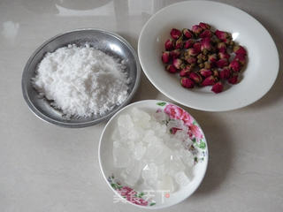 玫瑰花凉粉的做法步骤：1