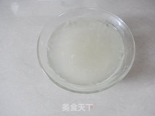 玫瑰花凉粉的做法步骤：2