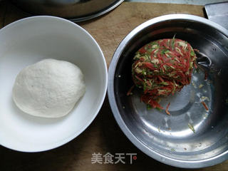 清爽锅贴的做法步骤:4