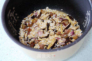 【腊肠香菇香焖饭】:飘香诱人的懒人饭的做法步骤:13