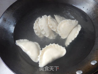 钟水饺的做法步骤：11