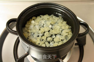 赶走秋燥的四好甜品:【双雪红枣木瓜船】的做法步骤:6