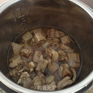 红烧羔羊排的做法步骤:2