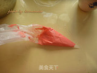 彩绘蛋糕卷的做法步骤:13