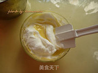 彩绘蛋糕卷的做法步骤:16