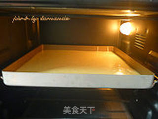 彩绘蛋糕卷的做法步骤:22