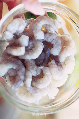 鲜肉虾包的做法步骤:3