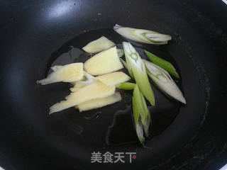 家庭制作板栗烧仔鸡的做法步骤:3