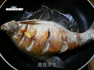 农家小米椒烧武昌鱼的做法步骤:7
