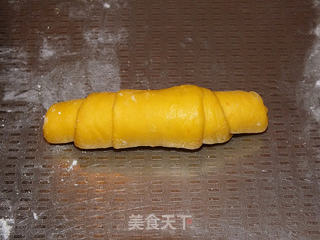 胡萝卜面包卷的做法步骤：11