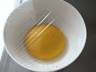 胡萝卜面包卷的做法步骤：6