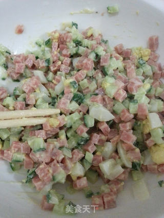 火腿玉米沙拉三明治的做法步骤:5