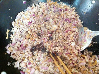洋葱菜圃蒜香肉酱的做法步骤:10
