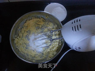 奶香卡通饼干的做法步骤:4