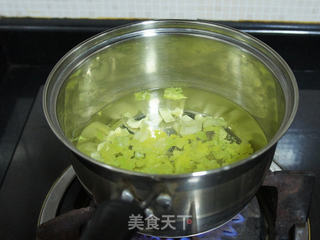 芹菜苹果汁的做法步骤:4
