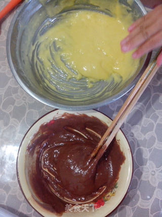 斑马纹蛋糕的做法步骤:7