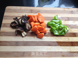 香菇鸡米煲仔饭的做法步骤:8
