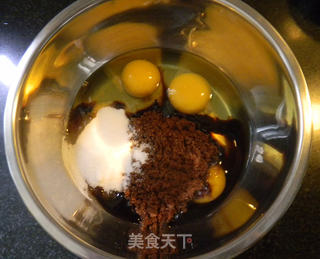 红糖黄油蛋糕的做法步骤：1