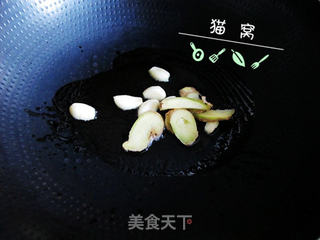 蒜香肥肠的做法步骤:4