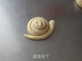 小蜗牛面包的做法步骤:13