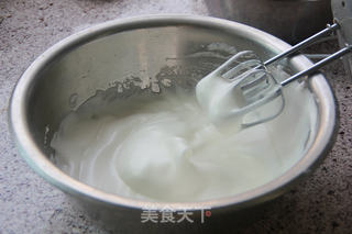 肉松海苔蛋糕卷的做法步骤:2
