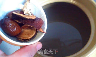 陈皮绿豆鸽子汤的做法步骤:3